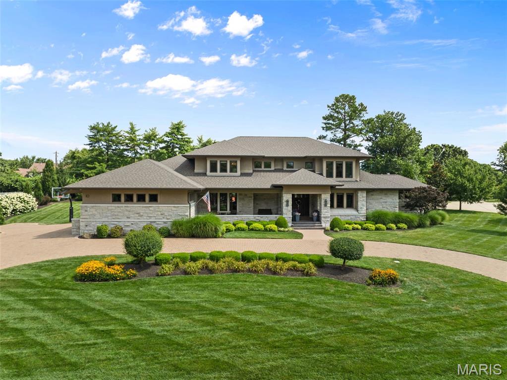 10 Sackston Woods Lane