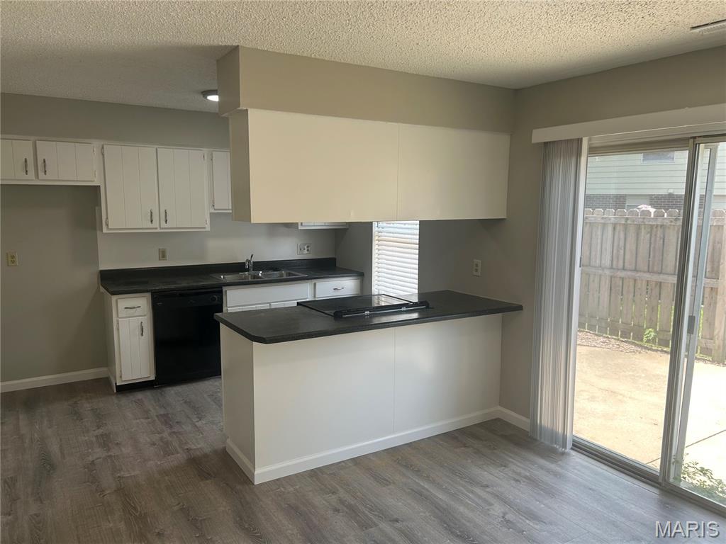 47 Park Charles Boulevard C Property Photo 7