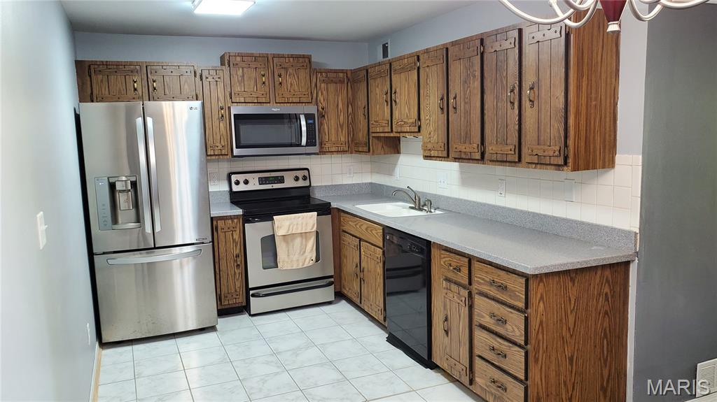 1332 Holgate Drive G3 Property Photo 3