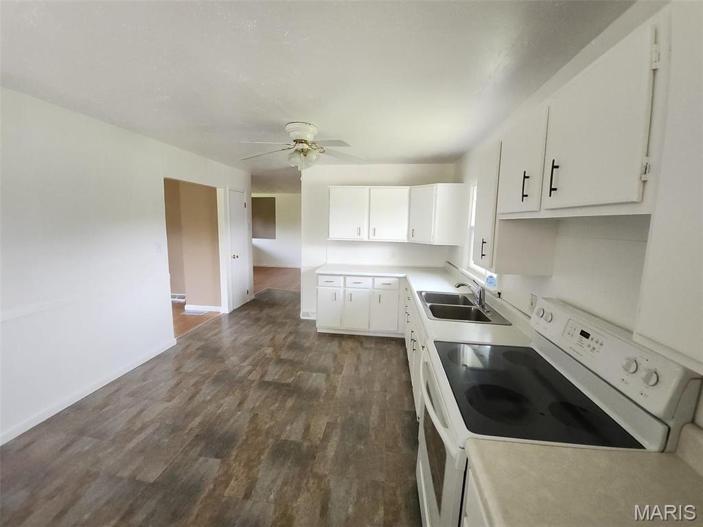 2915 Spring Forest Road Property Photo 3