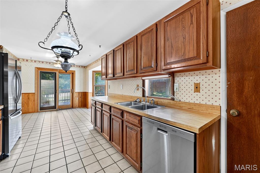 804 Dutch Mill Drive Property Photo 24