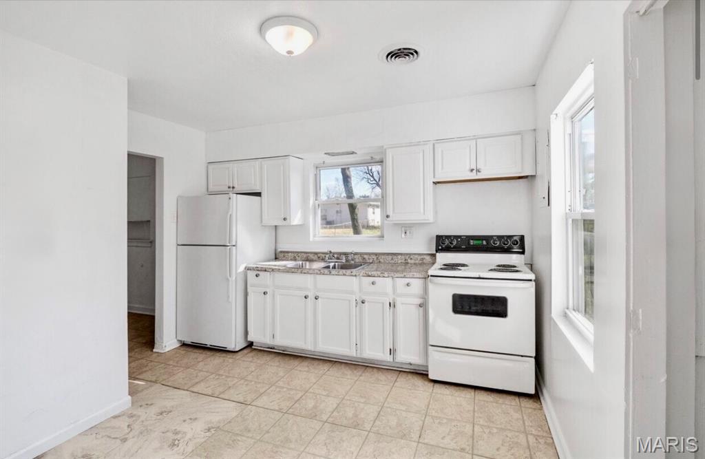 1238 Maple Avenue Property Photo 4
