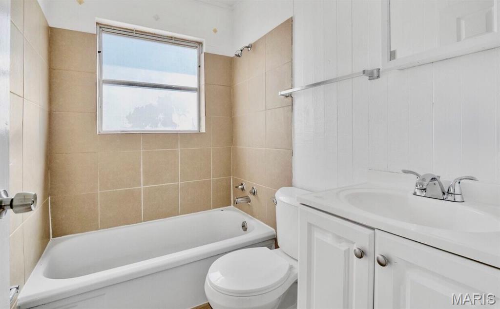 1238 Maple Avenue Property Photo 9