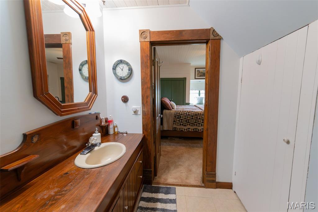 31953 Case Road Property Photo 23