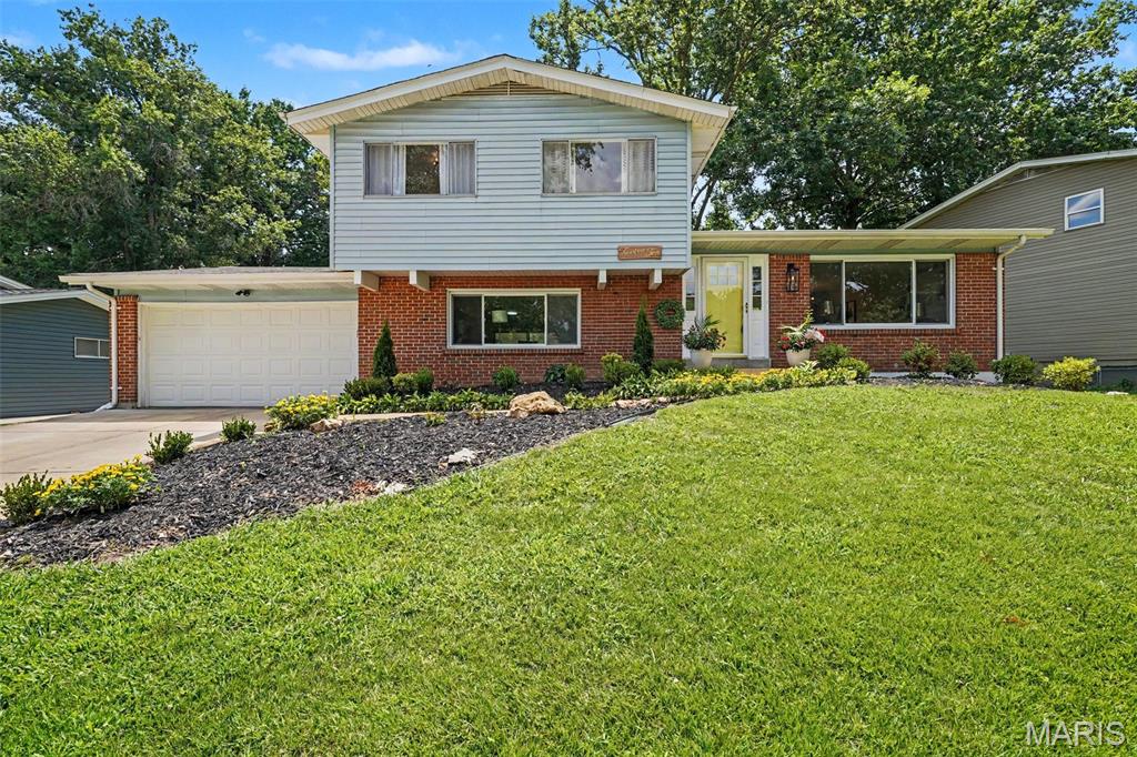 1210 Miremont Drive