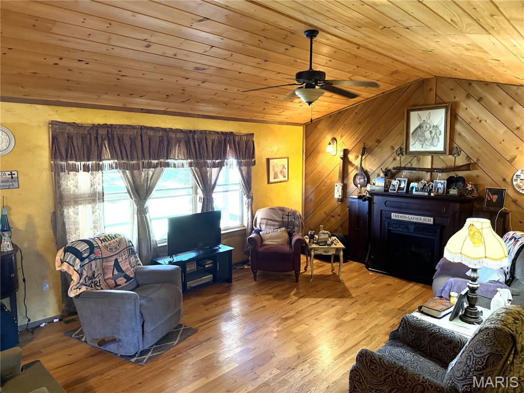 9468 State Highway 19 Property Photo 3