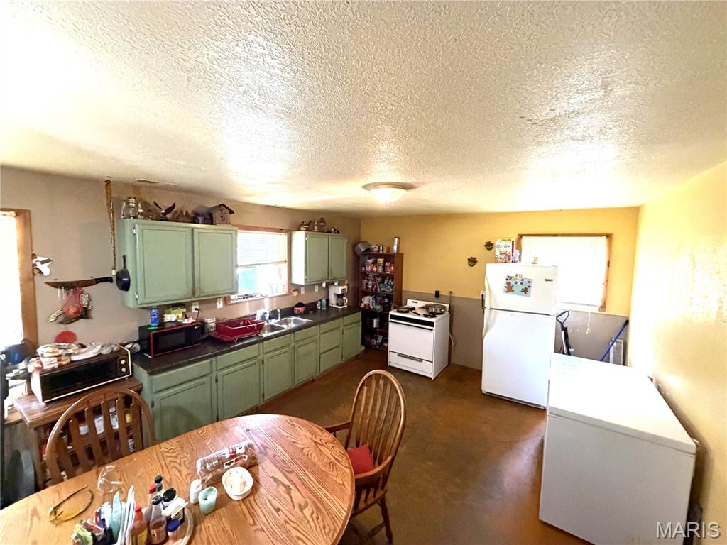 9468 State Highway 19 Property Photo 21