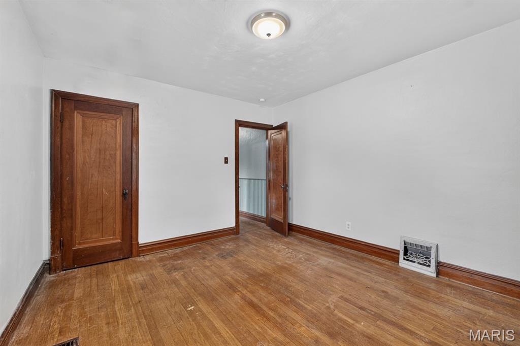 7626 Fairham Avenue Property Photo 7