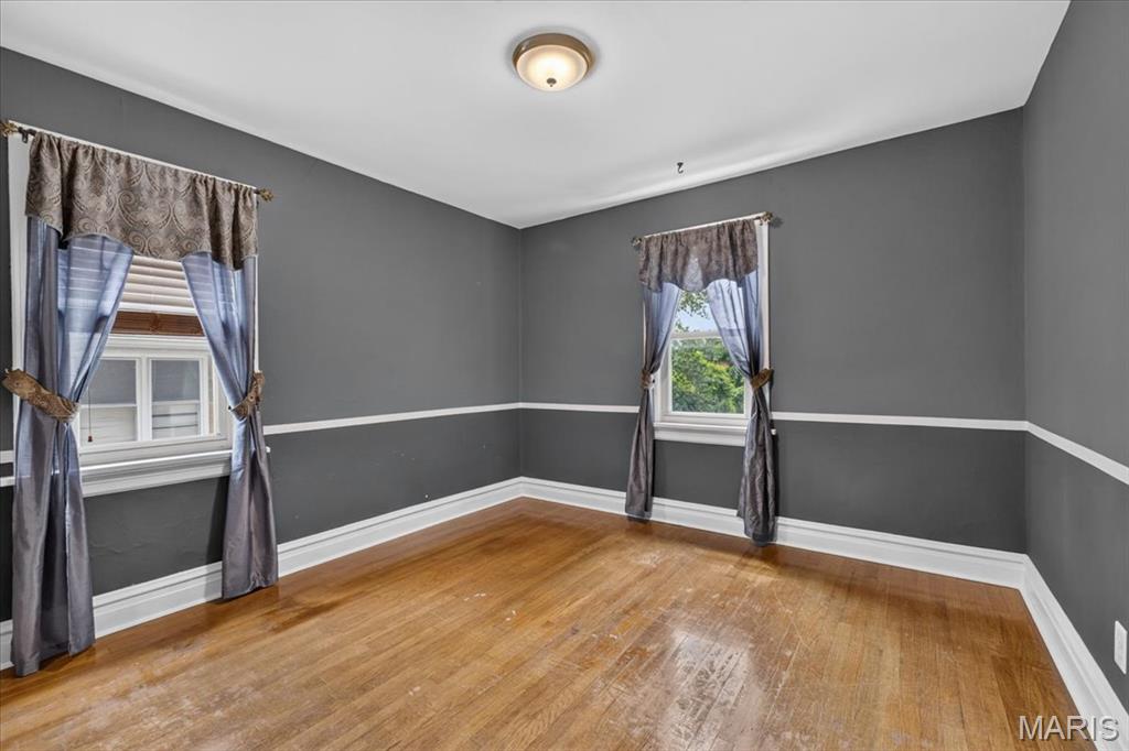 7626 Fairham Avenue Property Photo 9