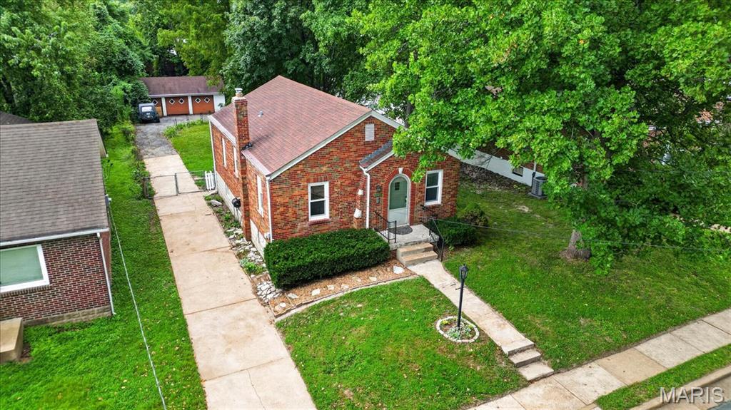 7626 Fairham Avenue Property Photo 21