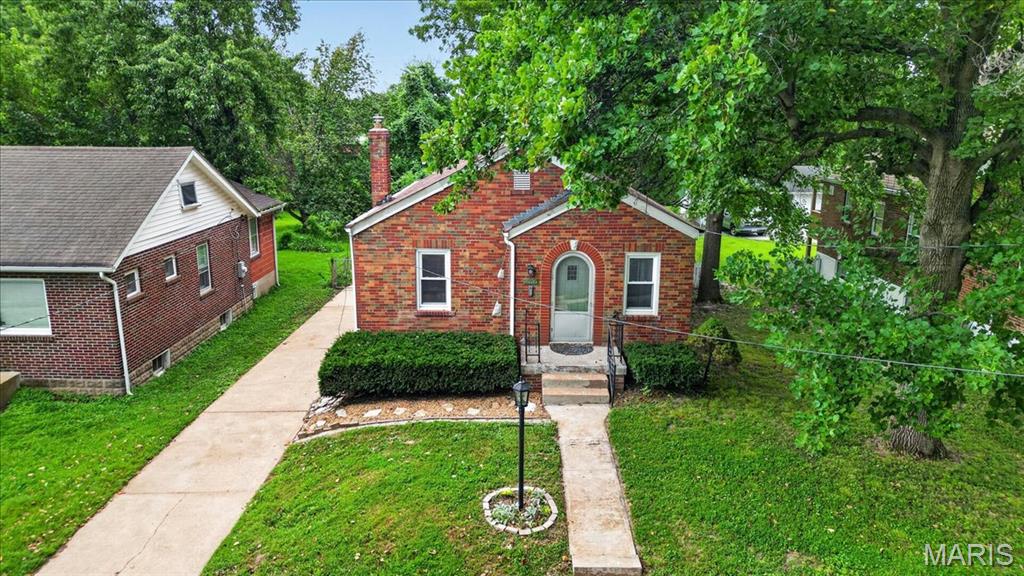 7626 Fairham Avenue Property Photo 22