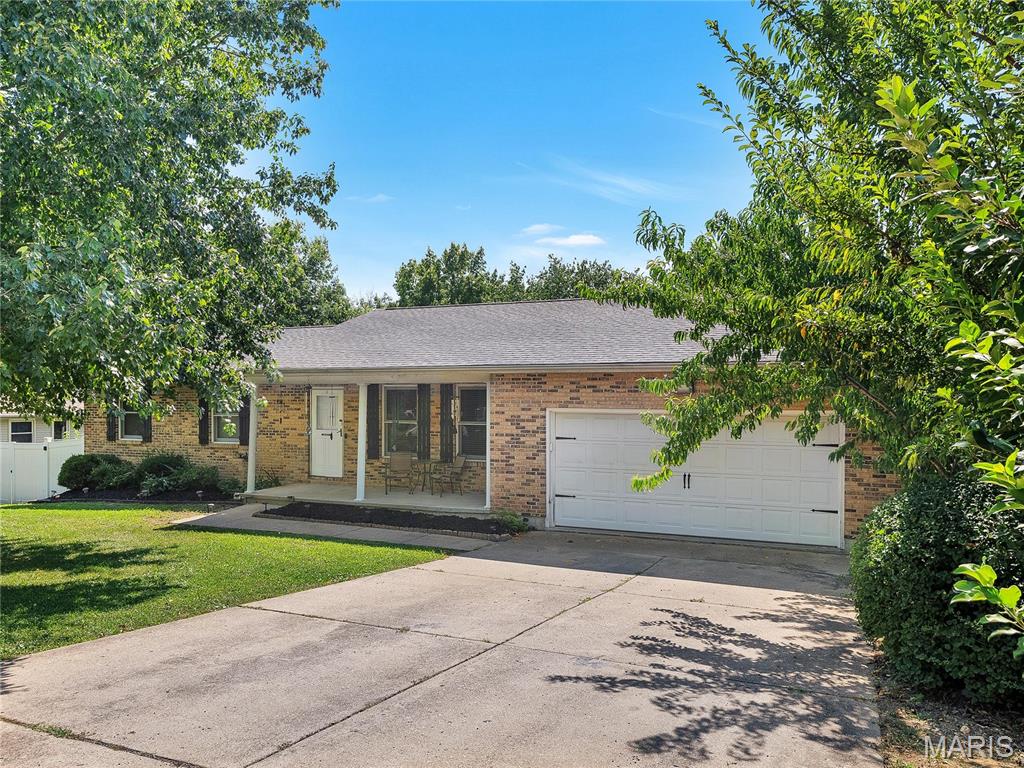 7 Bittersweet Drive Property Photo 3