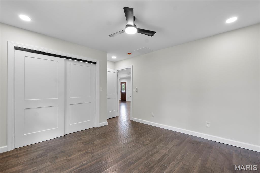 451 E North Street Property Photo 39