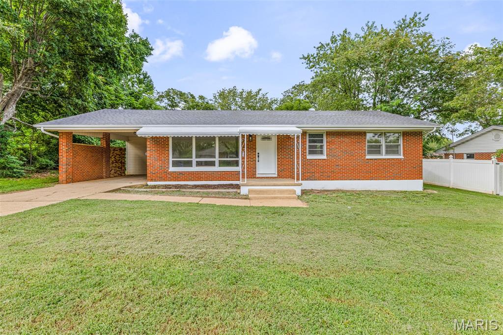 207 Carter Street Property Photo 1