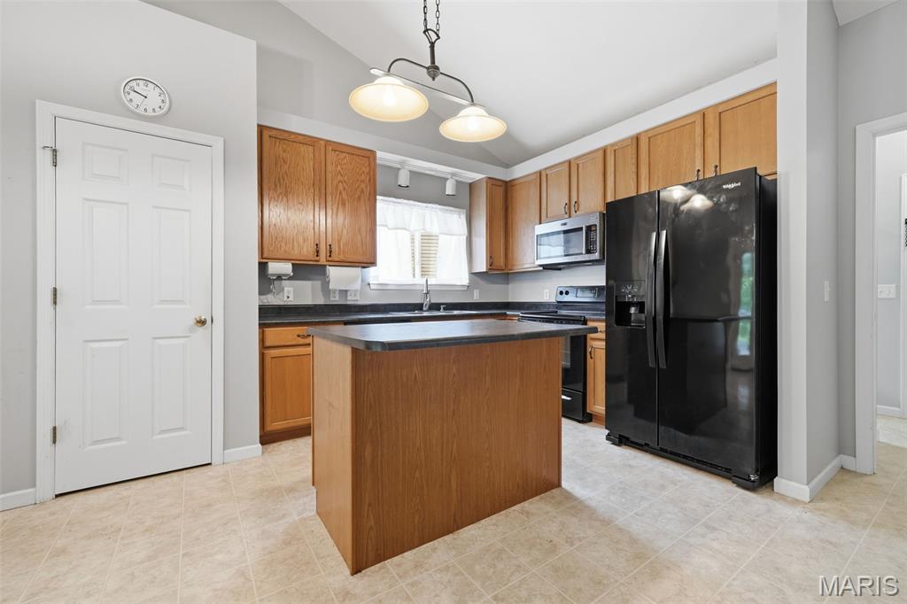 420 Bittersweet Drive Property Photo 11