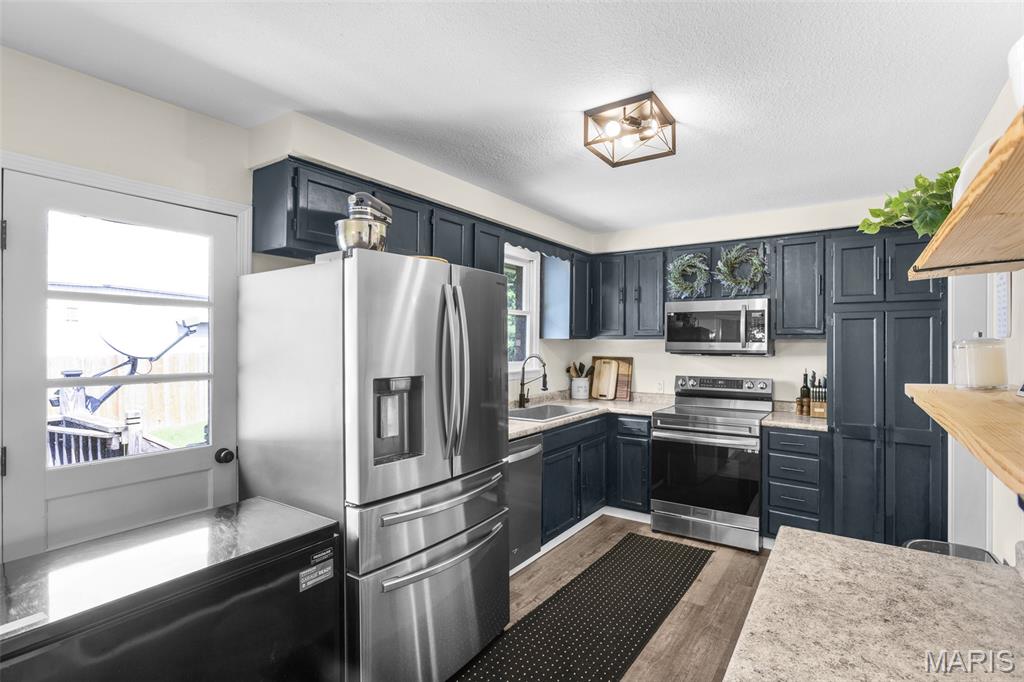 26047067 Property Photo 13
