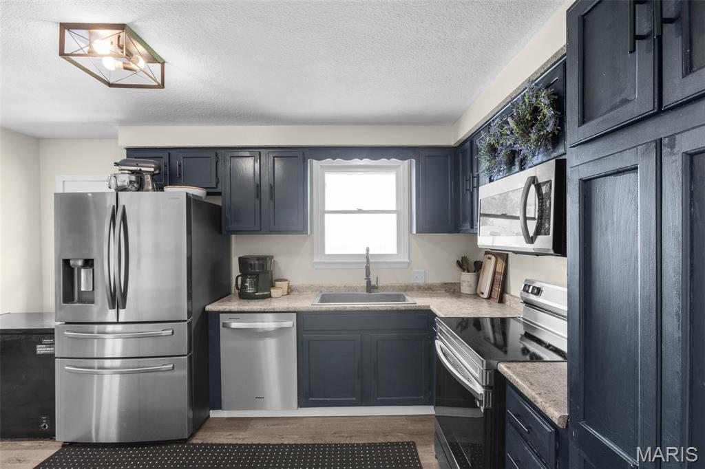 26047067 Property Photo 15