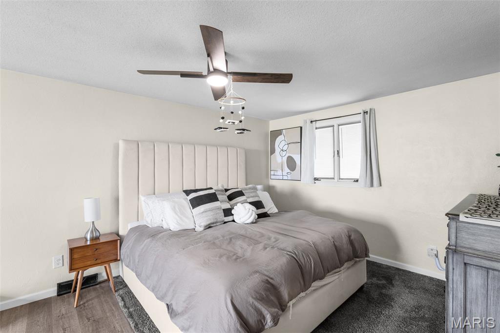 26047067 Property Photo 20