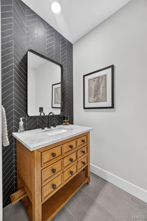 27 Ellsworth Lane Property Photo 10