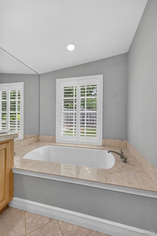 27 Ellsworth Lane Property Photo 15