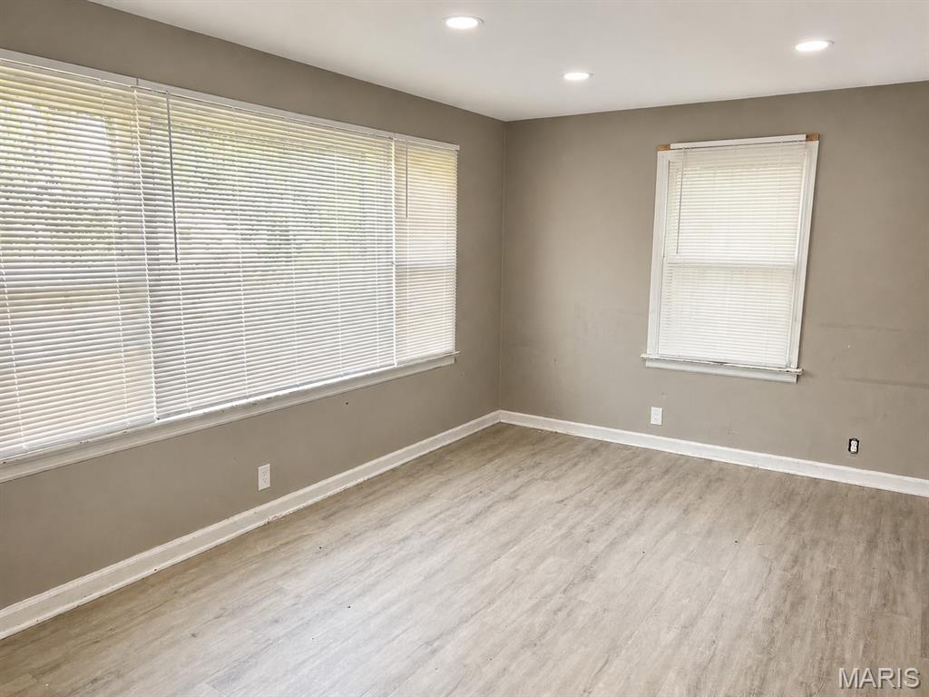 26047076 Property Photo 3