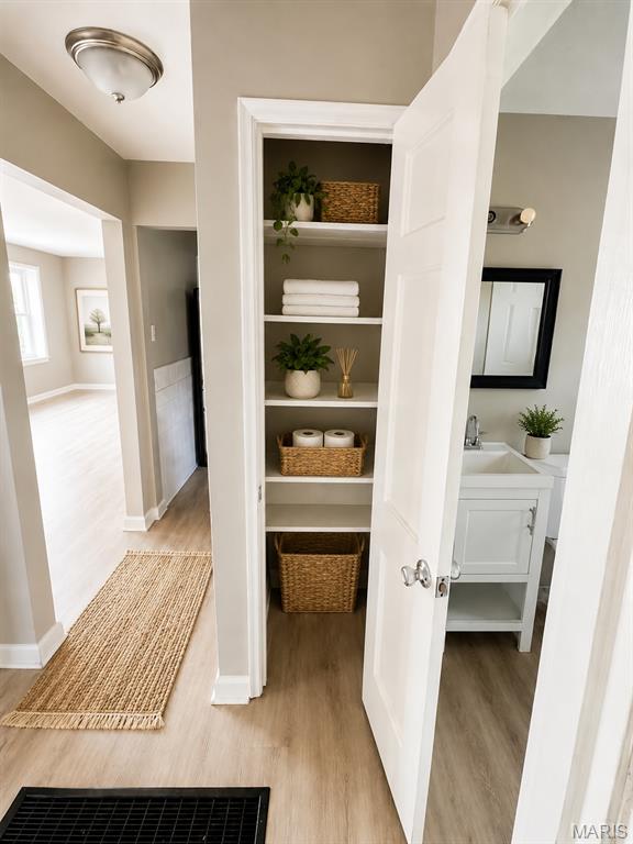 26047076 Property Photo 16