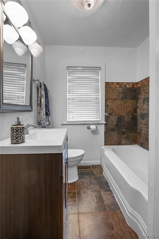 1001 Davis Street Property Photo 19