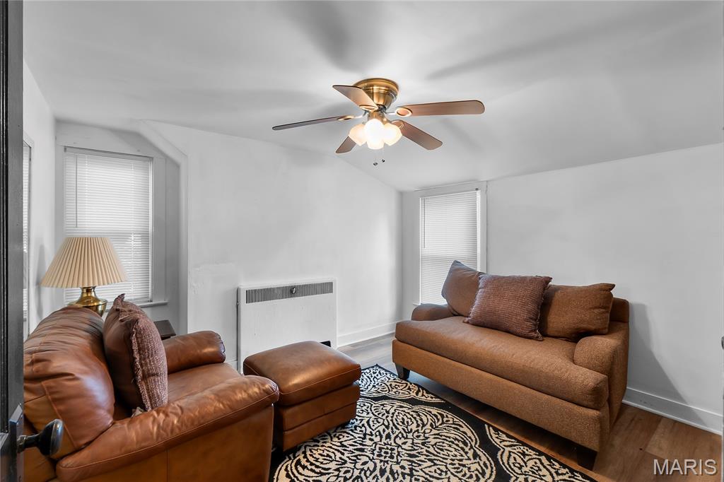 1001 Davis Street Property Photo 33