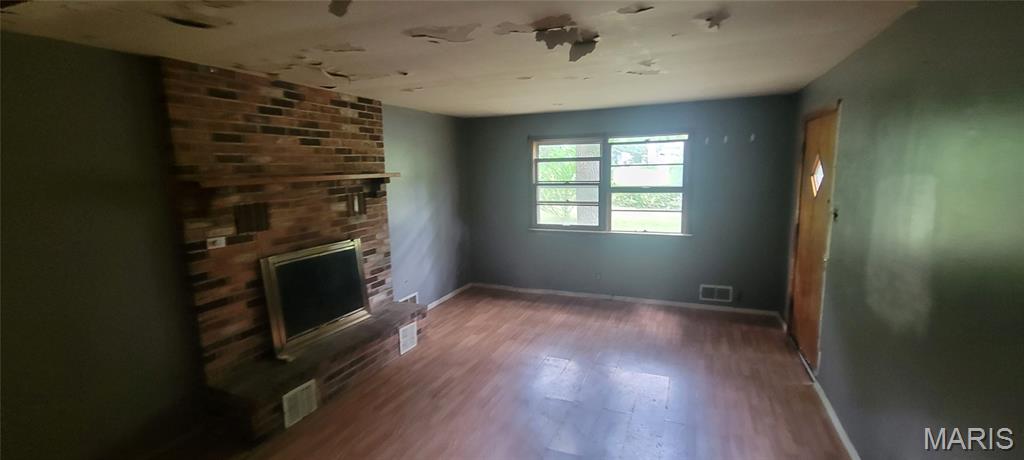 655 Eldon Drive Property Photo 8
