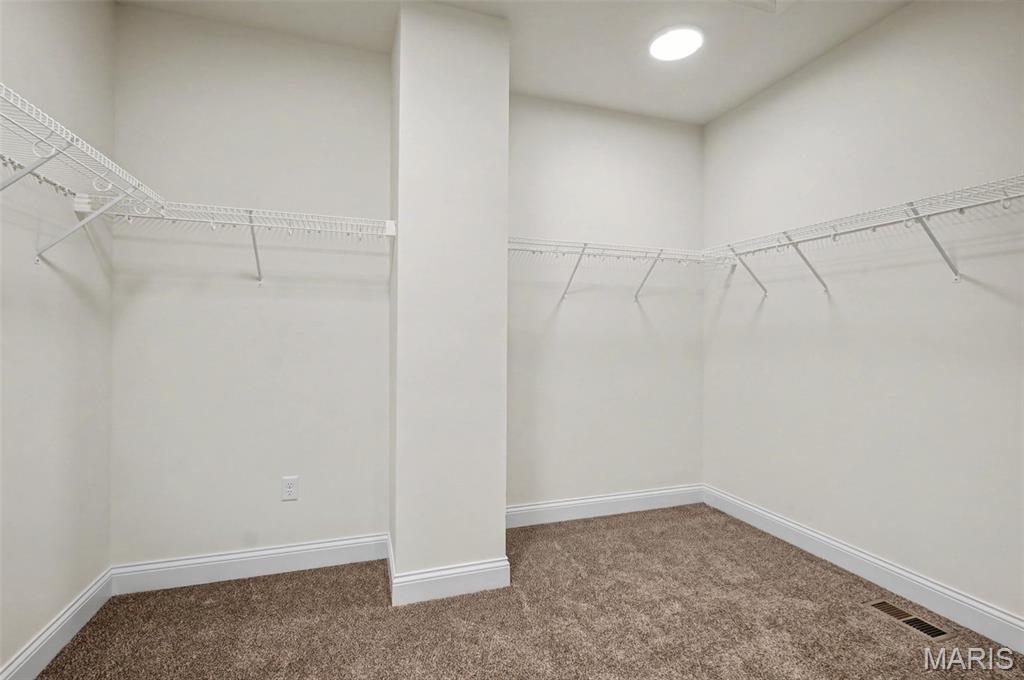 312 Summer Glen Lane Property Photo 14