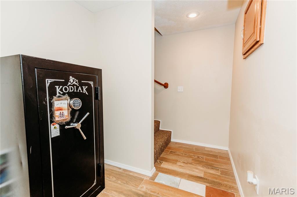 18943 Highway Y Property Photo 40