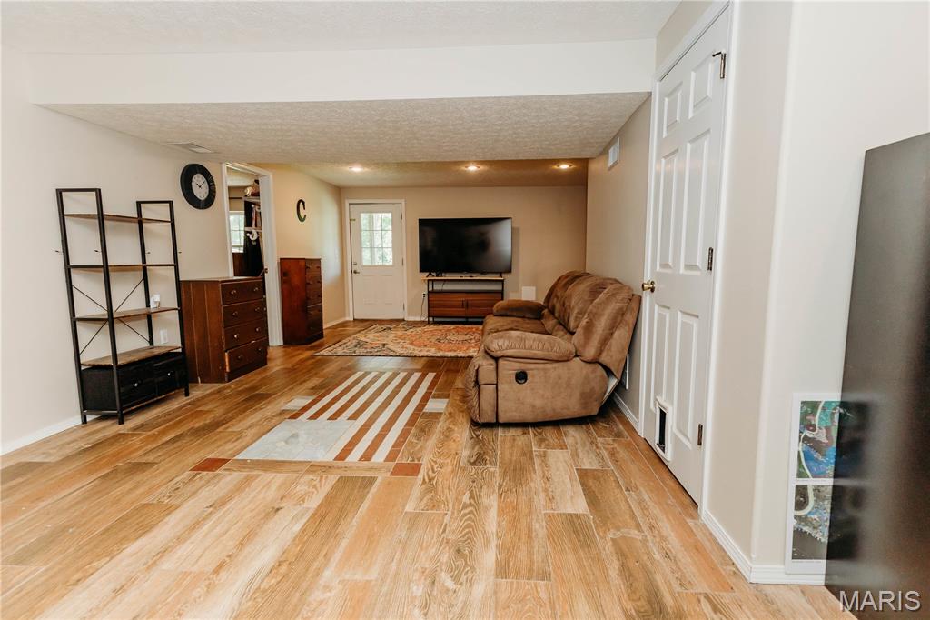 18943 Highway Y Property Photo 41