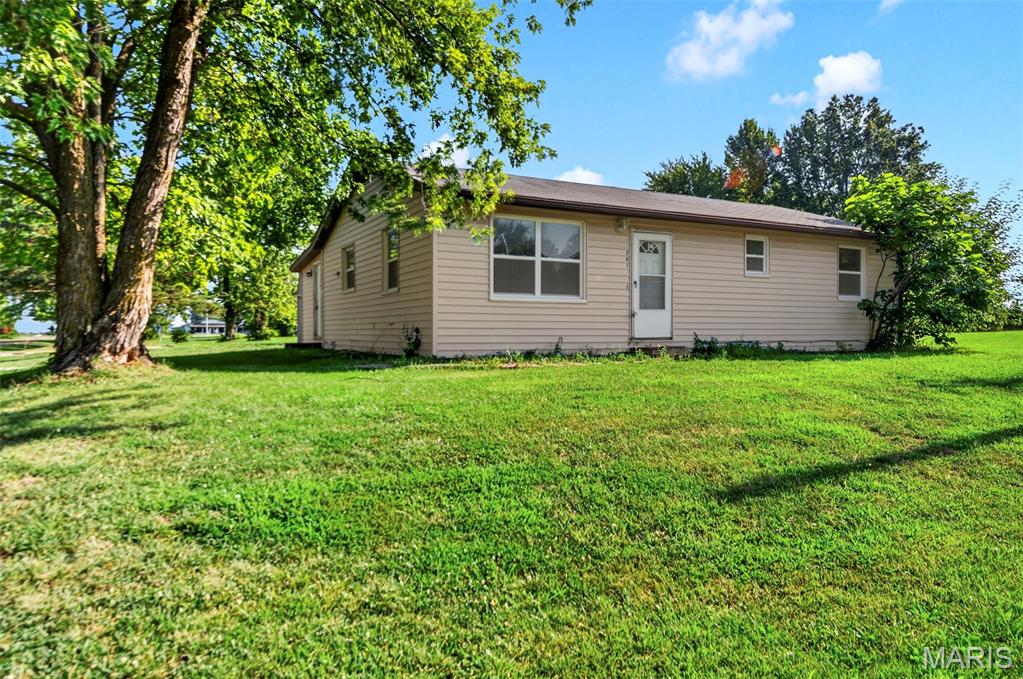 501 E Booneslick Road Property Photo 1