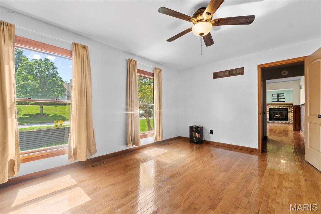 2 Pear Tree Court Property Photo 16