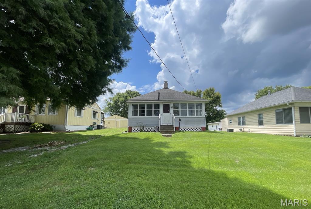 1028 Bell Place Property Photo 2