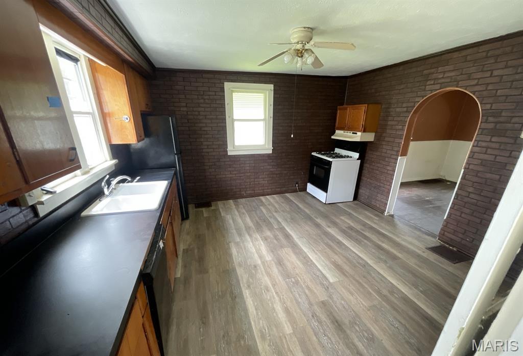 1028 Bell Place Property Photo 11