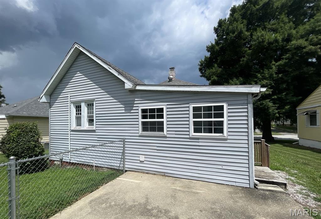 1028 Bell Place Property Photo 17