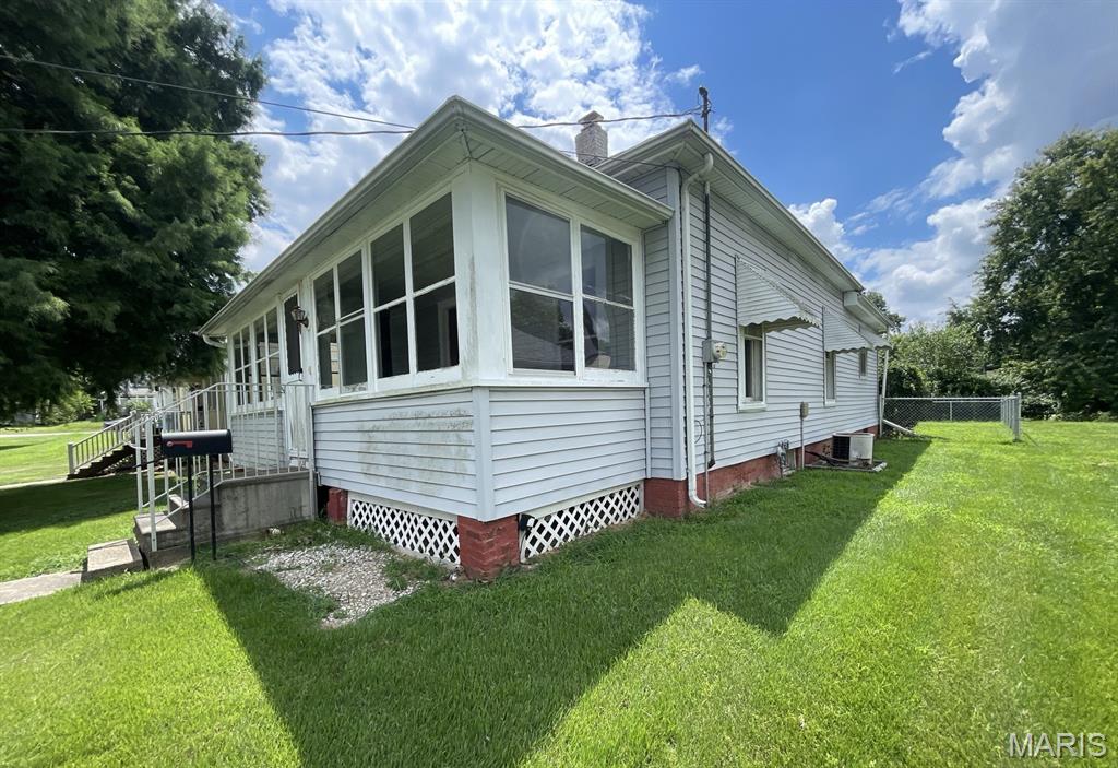 1028 Bell Place Property Photo 18