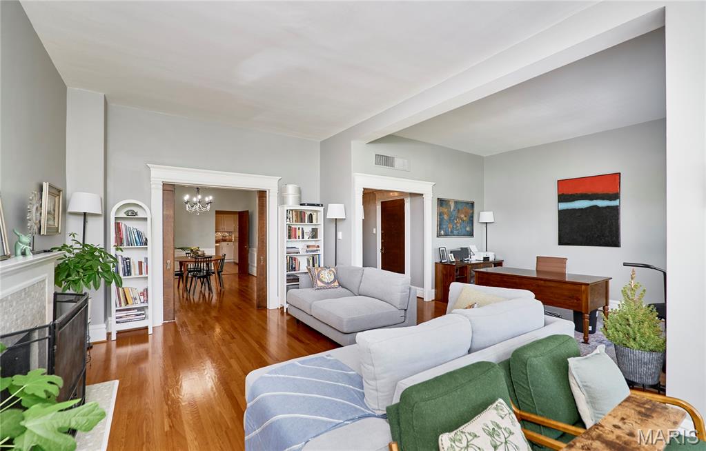 14 N Kingshighway Boulevard 5bn Property Photo 10