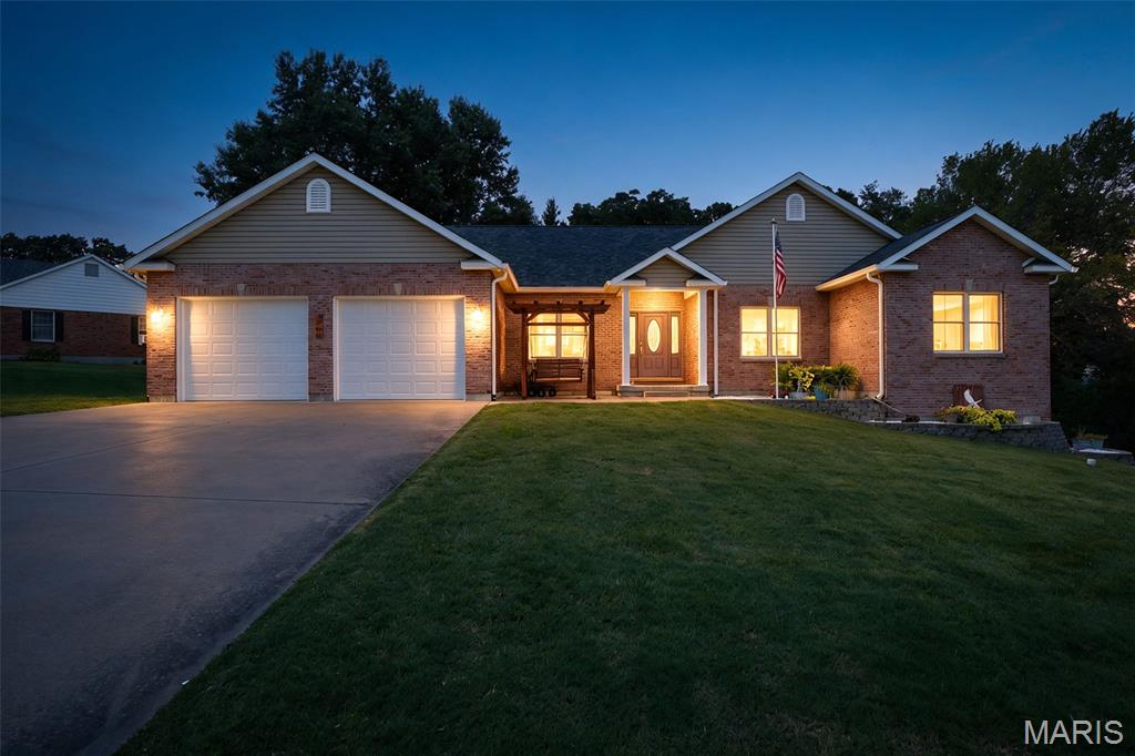 1208 Hollow Oak Court Property Photo 1