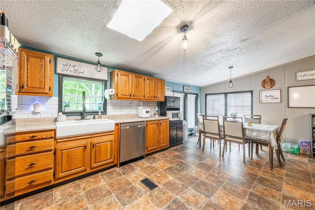 19224 Goldfinch Dr / Hwy 34 Drive Property Photo 2
