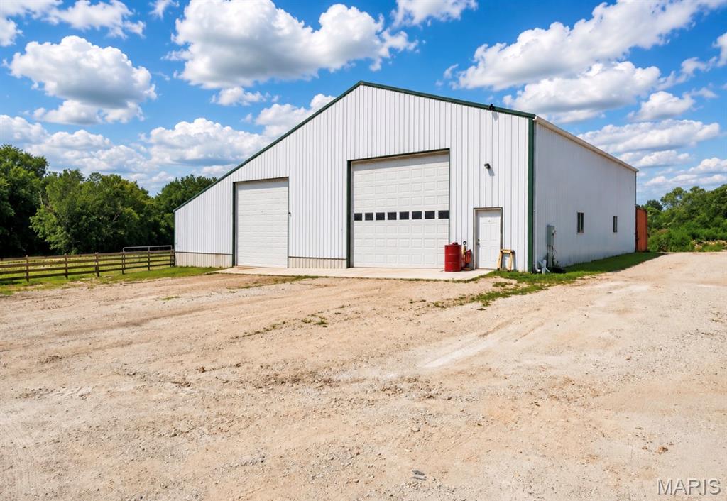 28699 Roelker Road Property Photo 3