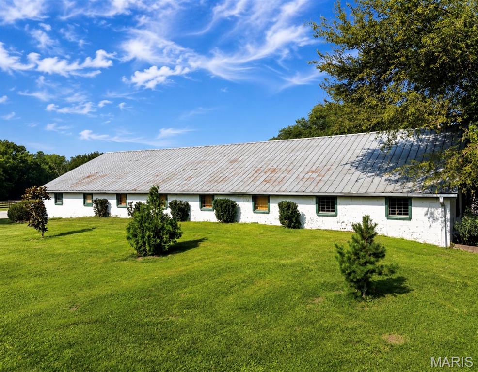 28699 Roelker Road Property Photo 5