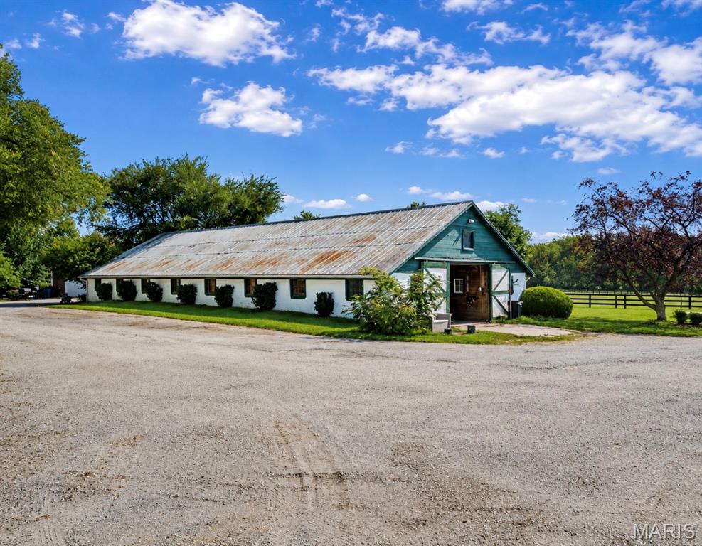 28699 Roelker Road Property Photo 6