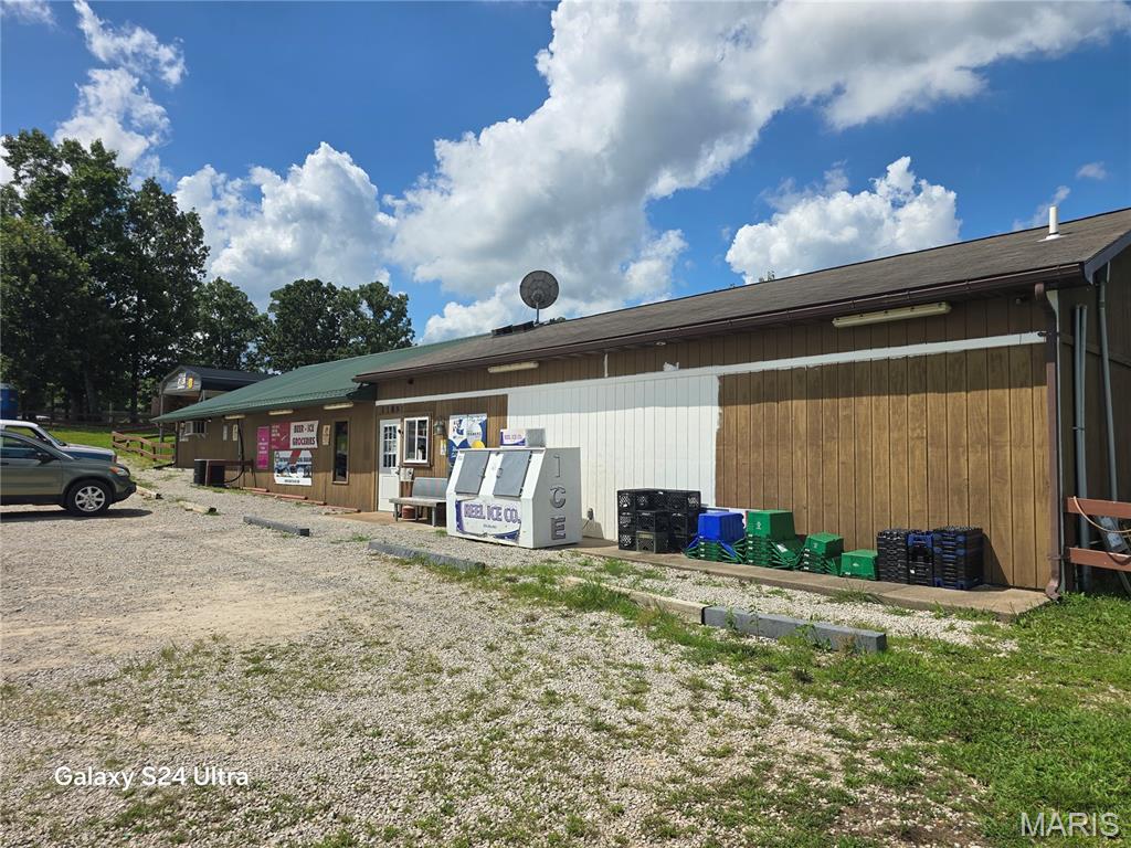 11891 Mine Road Property Photo 4