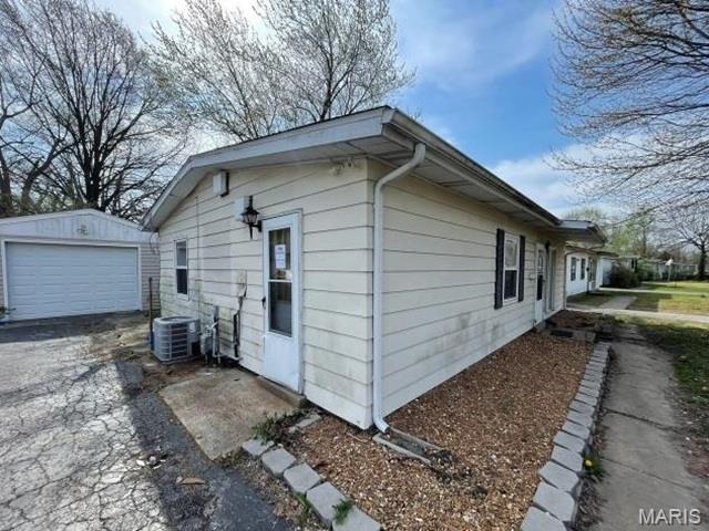 128 Saint Thomas Lane Property Photo 4