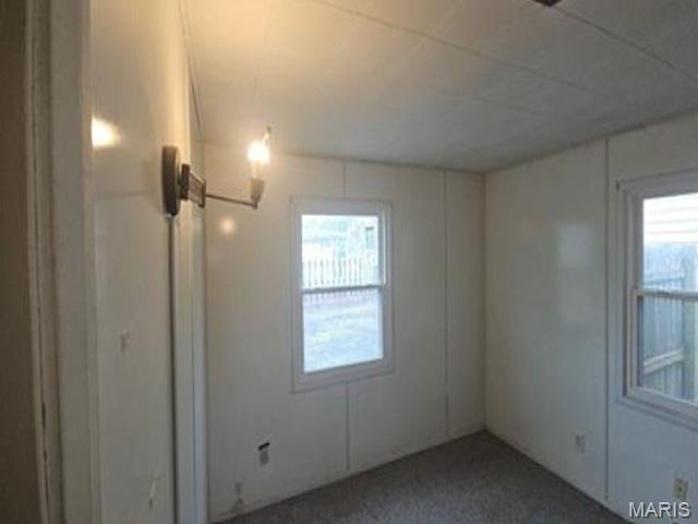 128 Saint Thomas Lane Property Photo 9