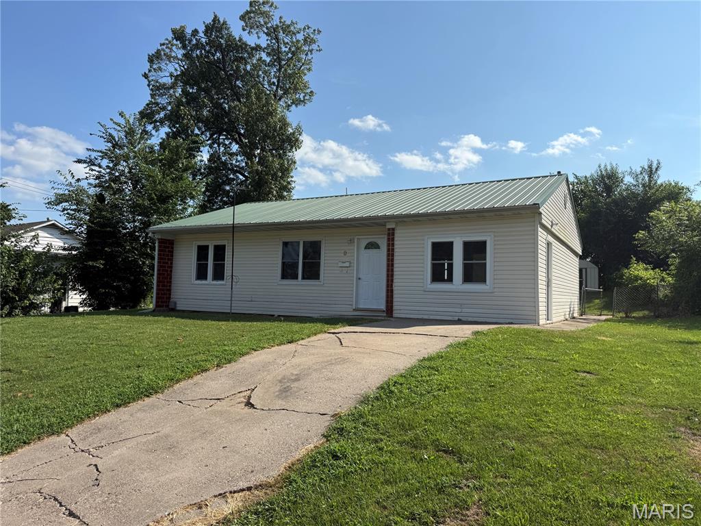8 Wauneta Place Property Photo 1