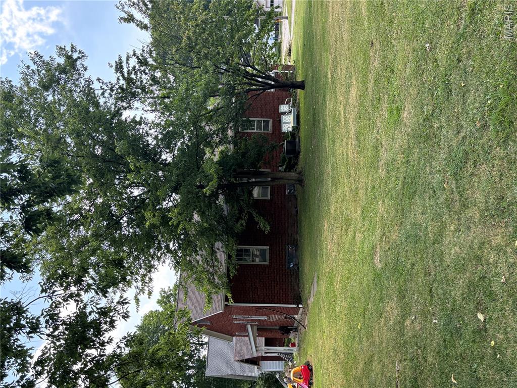 222 N Locust Street Property Photo 15