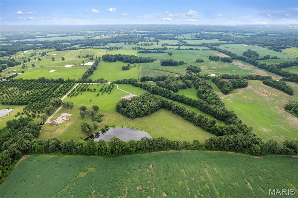 26047313 Property Photo 16